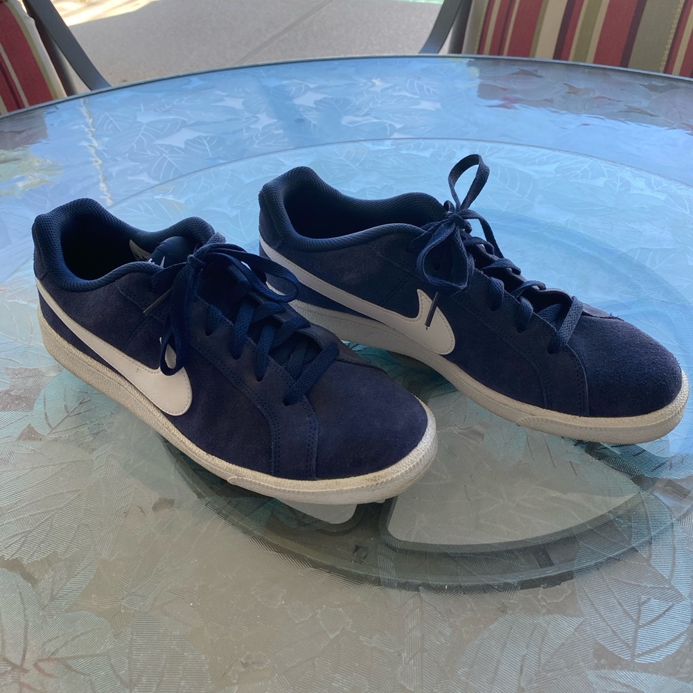Nike Mens Sneakers - size 10